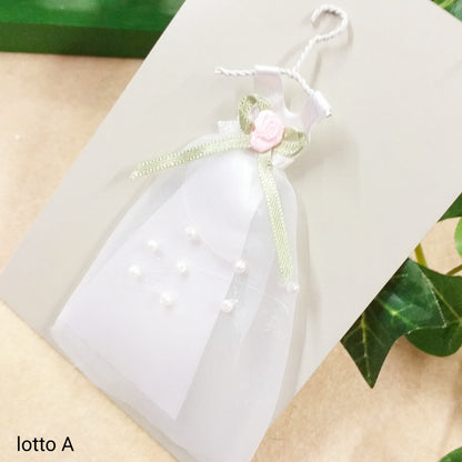 decorazioni per biglietti auguri regalo matrimonio fai da te abito da sposa con appendiabiti ferro lotto A