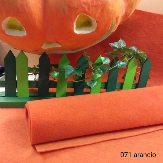 Moddy 071 arancione feltro modellabile Renkalik stoffa tessuto termoformabile per tecnica stampi fiori Natale zucca Halloween