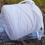 t-shirt garn bianco Stafil Noodles fettuccia cotone stretch elasticizzata per borse cestini uncinetto ceste porta enfant