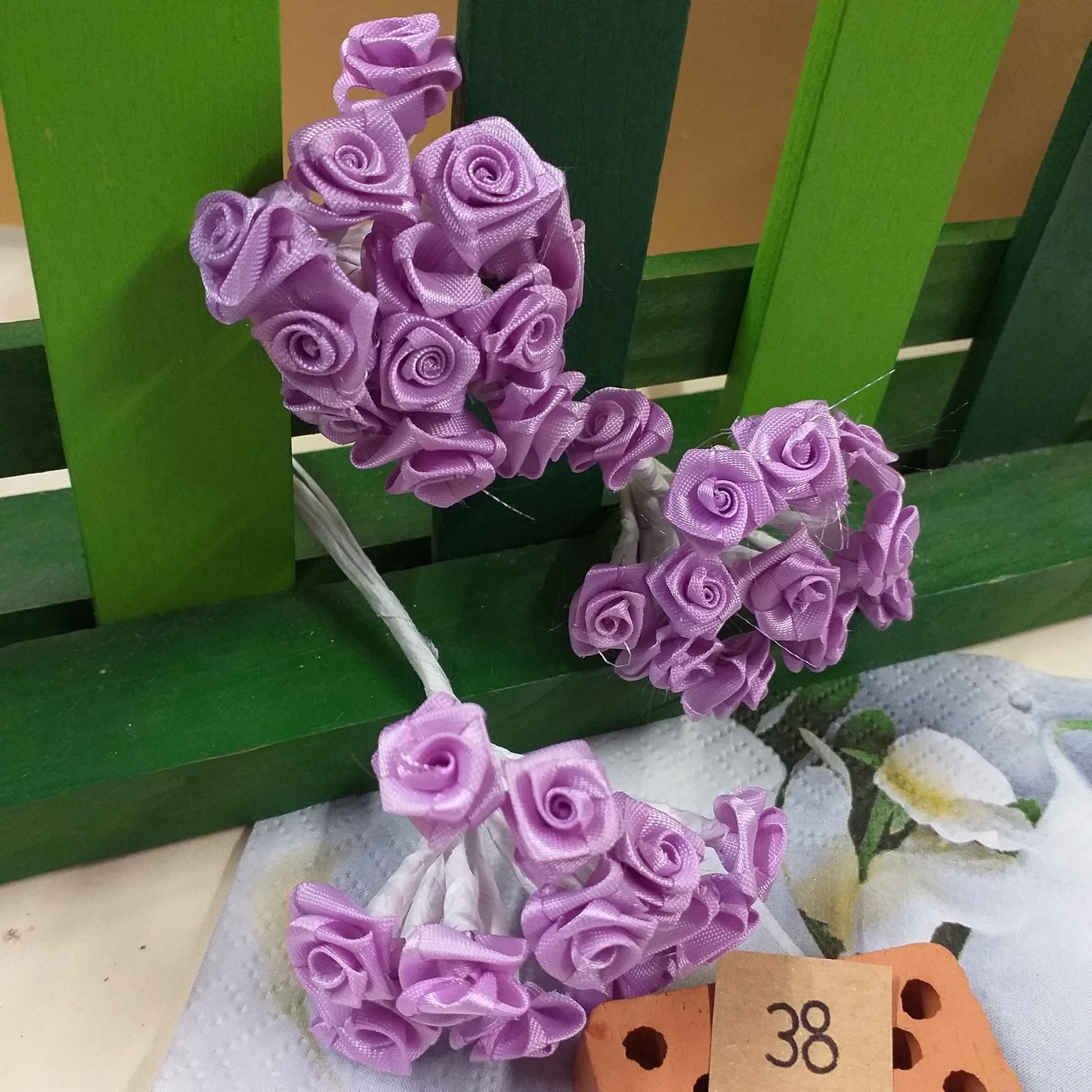 roselline raso satin glicine lilla fiori uso fai da te bomboniere applicazioni composizioni floreali pasquali fioristi cucito creativo hobbistica acconciature spose chiudipacco regalo natale