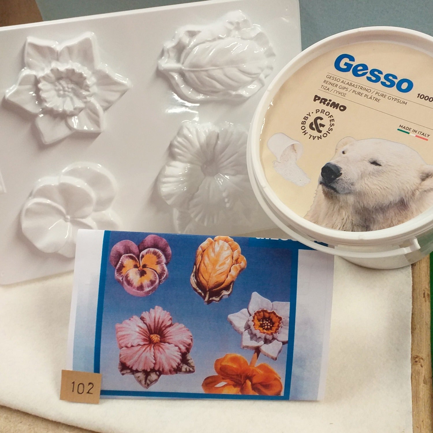 forme di stampi per gesso polvere di ceramica tema fiori della primavera viola tulipano giunchiglia peonia formine per dolci cioccolatini colatura sapone cera candela fimo cernit paste modellabili