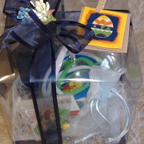 Idee regalo Pasqua kit materiali creativi confezione per lei lui bimbi