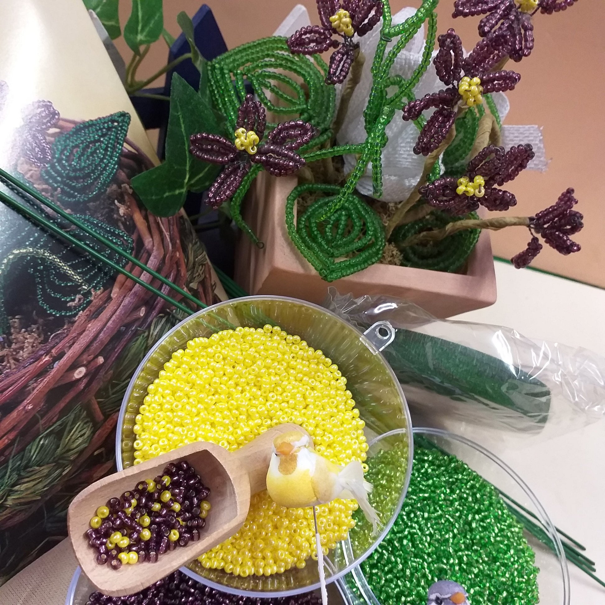 Perline di colori assortiti a forma di tulipano 3D, perline in silicone focali, perline sciolte - Italia Perline di colori assortiti a forma di tulipano 3D, perline in silicone focali, perline sciolte - Italia
