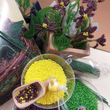 uccellini composizione floreale accessori fai da te hobby kit creare fiori violette di perline veneziane di vetro conteria rocailles perle materiali creativi istruzioni schemi tutorial fotografici