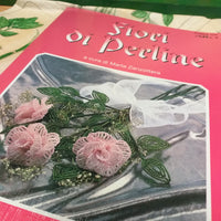 kit yoyo infilaperle copertina manuale rivista come usare la trottolina e spiegazioni istruzioni rose e fiori di perline Stafil