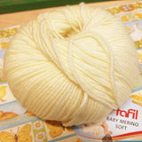 lana merino fine stafil gomitolo giallino uso per uncinetto lavori a maglia con ferri di copertine neonato golfini