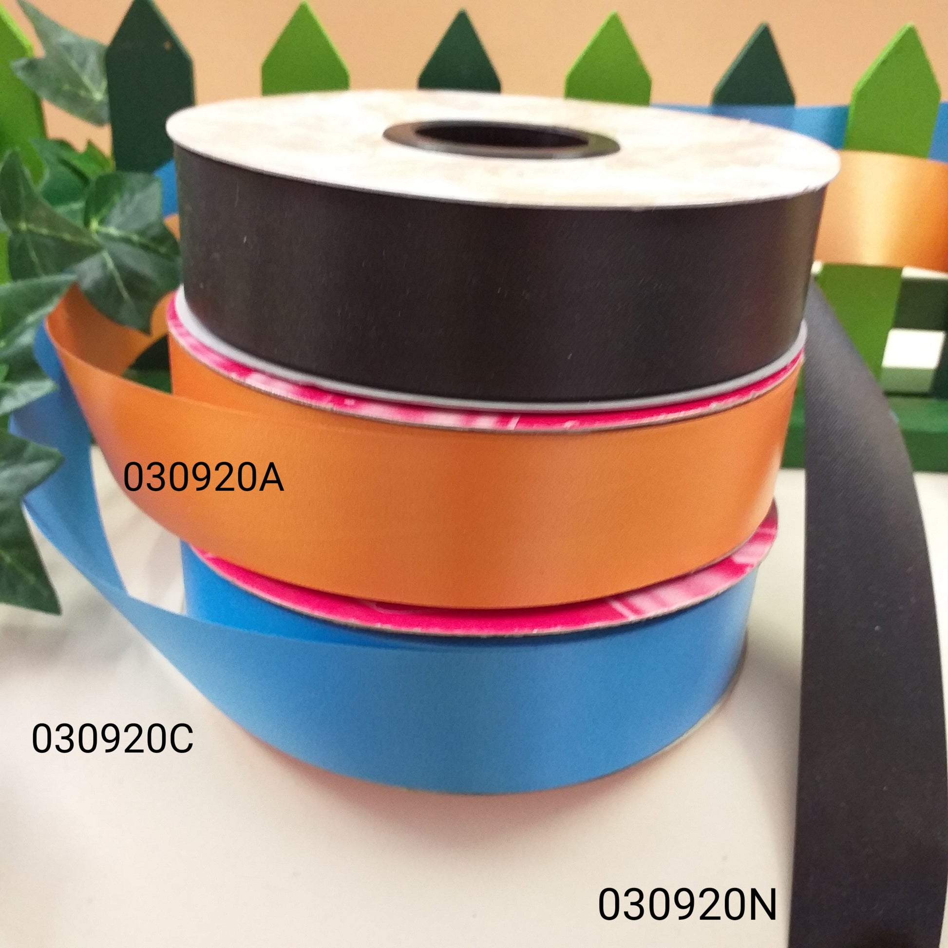 blu arancio nero negozio nastro carta colorato per addobbi matrimonio anniversario nozze confezione regalo Natale decorazioni wedding