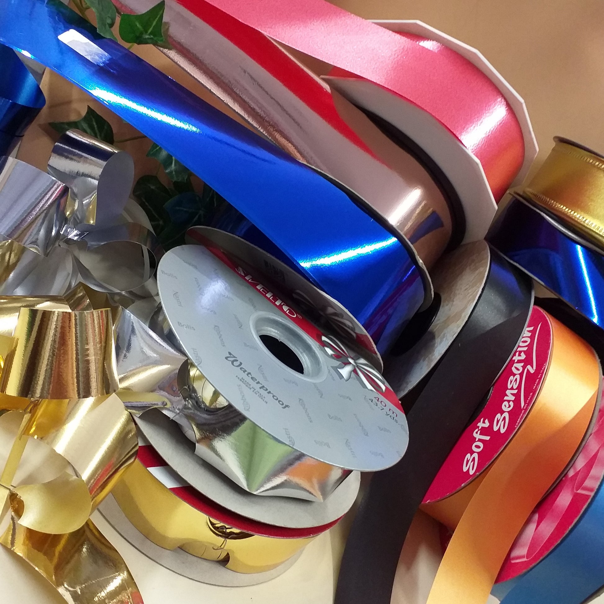shop online negozio nastro carta colorato metallizzato per addobbi matrimonio anniversario nozze confezione regalo Natale decorazioni wedding