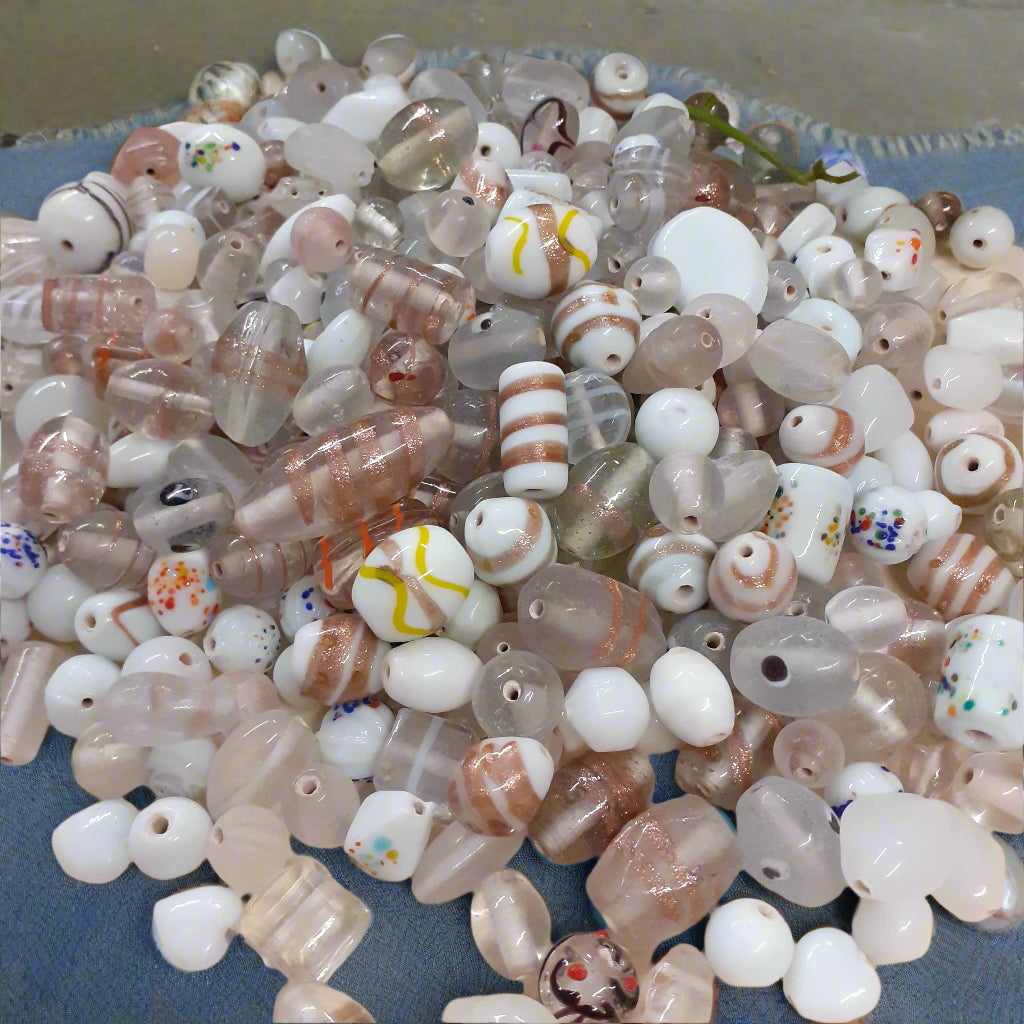 colori bianche trasparenti cristallo vendita sfuse a chilo perle miste colorate bigiotteria collane bijoux tipo veneziano murano decorate avventurina fiorellini