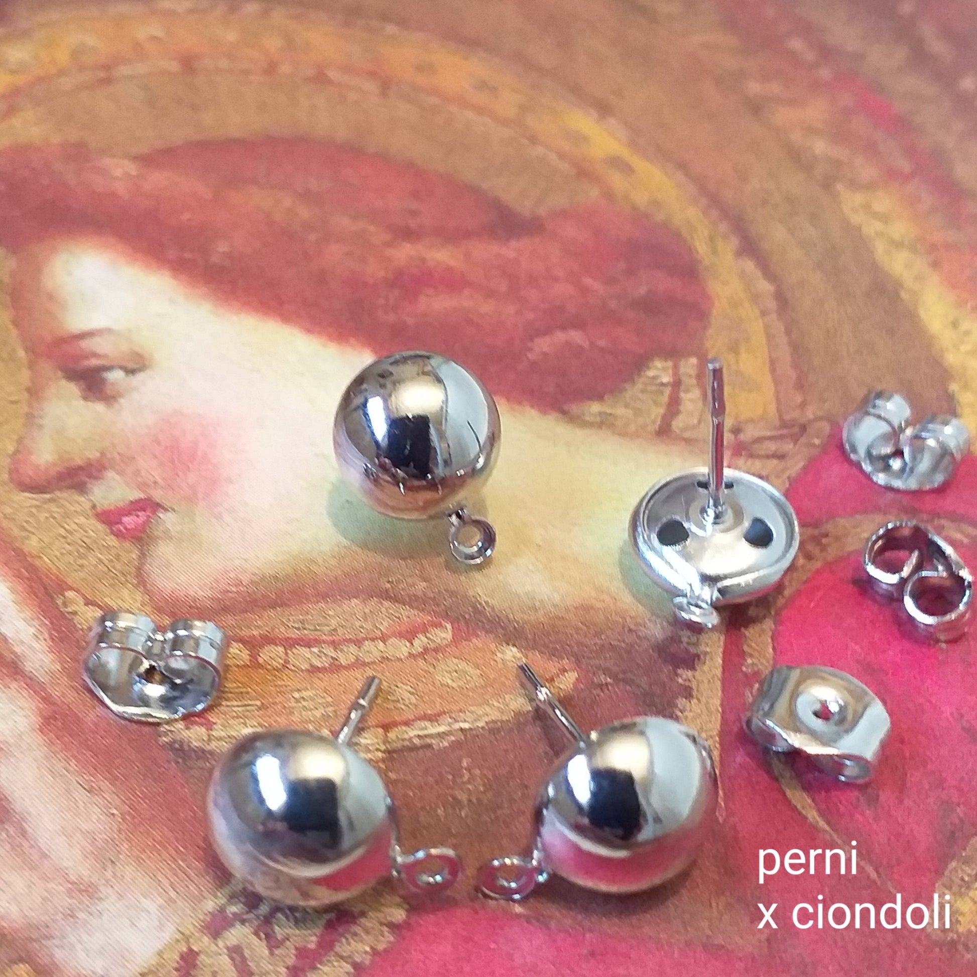 ORECCHINI FIORE CAMMEO SARDONICA 12MM ARGENTO CON ZIRCONI – Cellini Gallery ORECCHINI FIORE CAMMEO SARDONICA 12MM ARGENTO CON ZIRCONI – Cellini Gallery