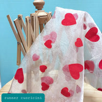runner cuoricini rossi organza panna ad uso kit confezione regalo San Valentino festa della mamma decorazioni vetrinistica