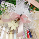 rosa e colori confezionamento con confetti di sacchetto bomboniere portachiavi ciondolo quadrifoglio portafortuna nascita Battesimo Comunione matrimonio laurea compleanno
