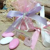 sacchetto bomboniera nascita 1 euro con bavaglina a cuore confezionato 3 confetti bigliettini personalizzati per bimba femminuccia bianco rosa lilla crema baby