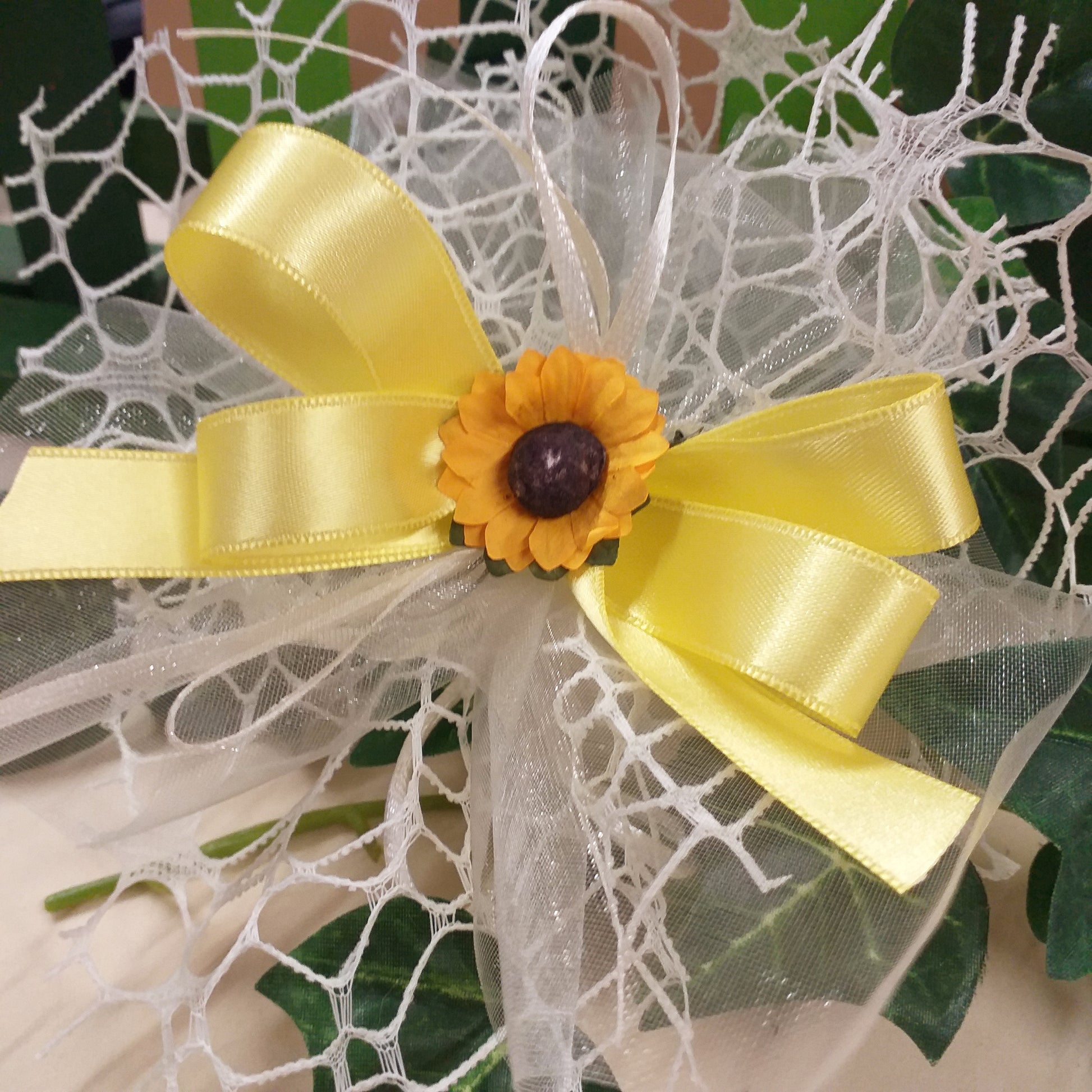 bianco panna avorio rete tulle sacchetti matrimonio coccarda girasoli bomboniere confezionate confetti bigliettino stampato o kit fai da te