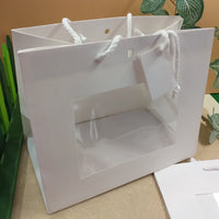 scatole shopper bomboniere buste regalo di cartoncino bianco con manici corda e finestra trasparente wedding box da matrimonio confezioni pacchi fai da te prima comunione cresima