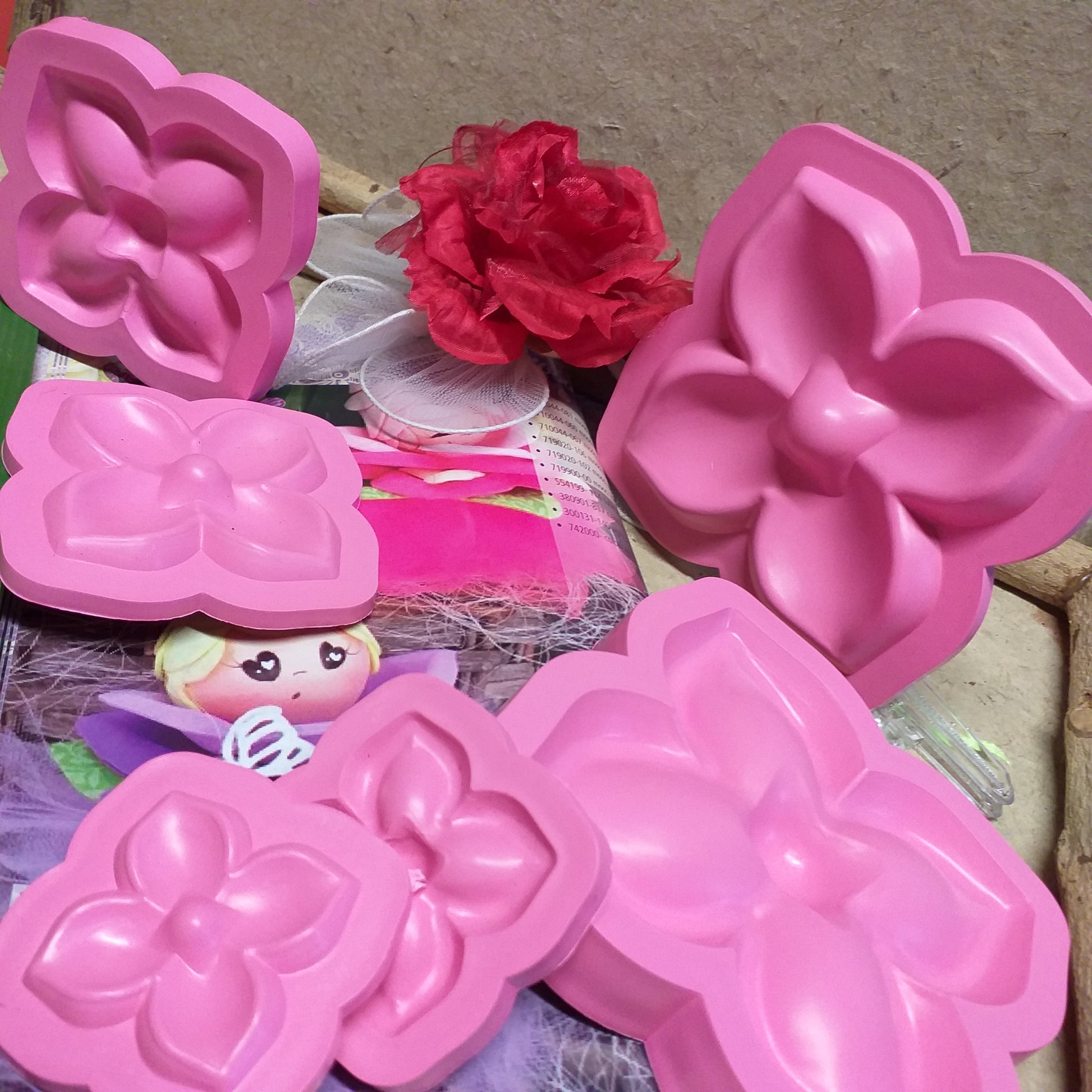 Stampo per sapone/bomba da bagno in PVC Summer Rose (4 cavità Stampo per sapone/bomba da bagno in PVC Summer Rose (4 cavità