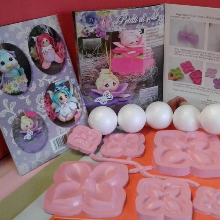 kit stampi per fommy rose libretto Stafil Fiori petalosi fogli di gomma crepla colorati palline polistirolo come creare fatine angioletti con petali carta eva