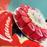 allestimento confettata laurea con bandierine torta bomboniere confezionate confetti 15 scatoline a fetta con margherite simboli cappello